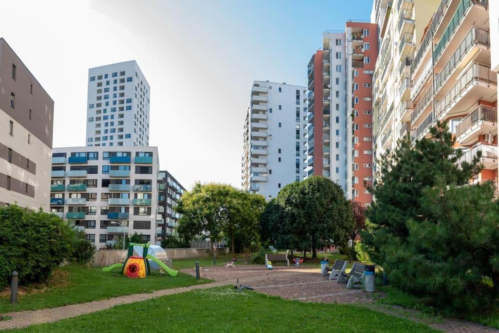 Grape Apartment Bratislava Exterior photo