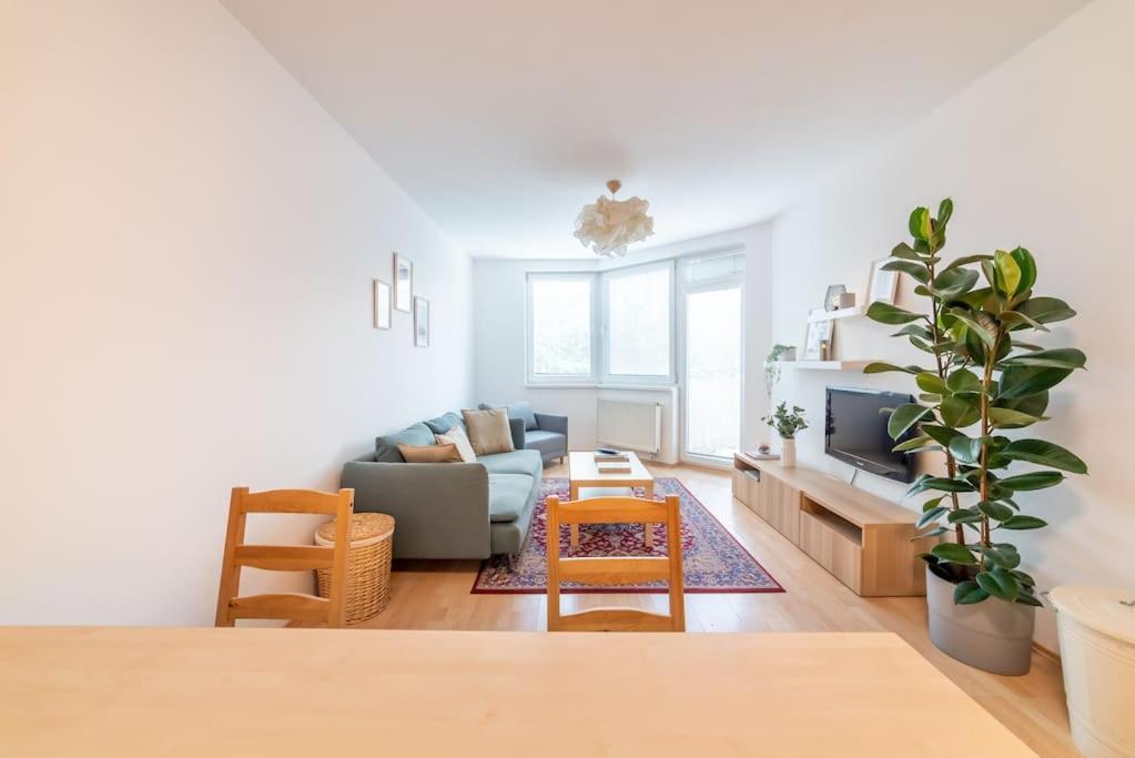 Grape Apartment Bratislava Exterior photo