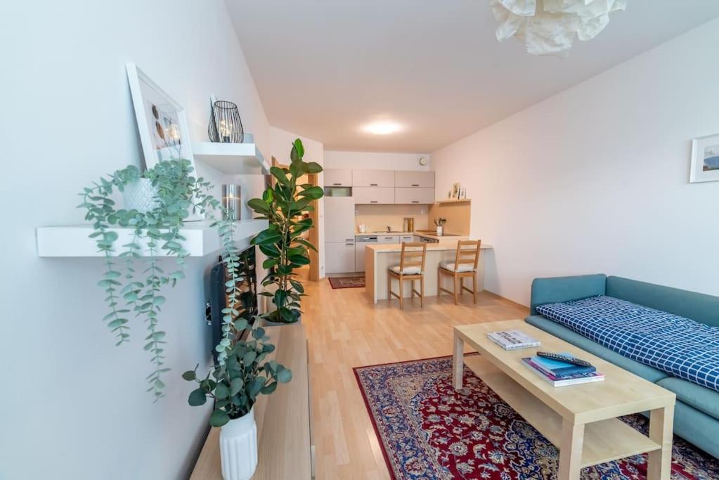 Grape Apartment Bratislava Exterior photo